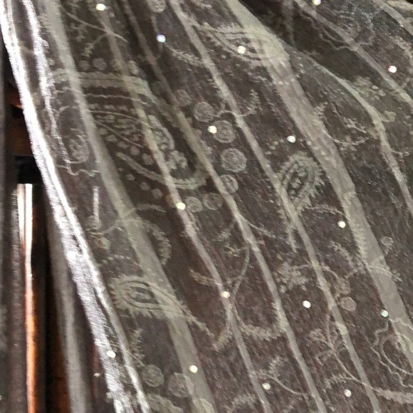 Lightweight gray sheer scarf with bling. - Picture 2 of 2